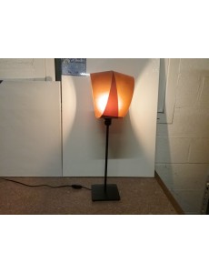 LAMPE À POSER DESIGN PIED NOIR