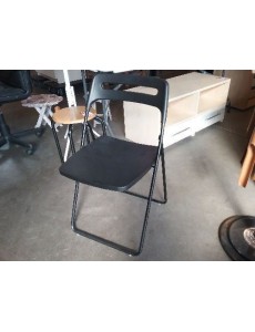 CHAISE NOIRE PLIABLE