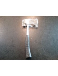HACHE 33CM MANCHE CAOUTCHOUC
