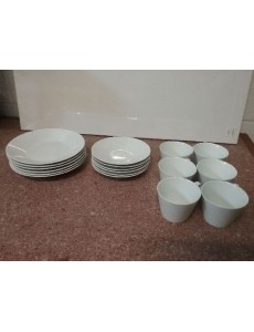 LOT D ASSIETTES + TASSES 