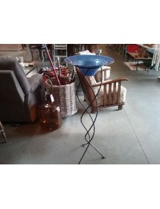 VASQUE SUR PIED METAL