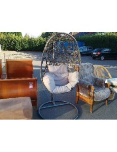 FAUTEUIL SUSPENDU...