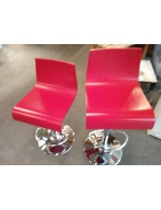 TABOURET ROUGE 