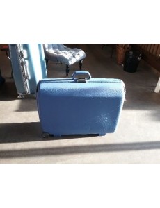 VALISE BLEUE 
