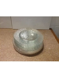 LOT D ASSIETTES EN VERRE