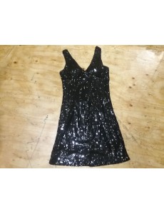 ROBE NOIRE A SEQUINS 