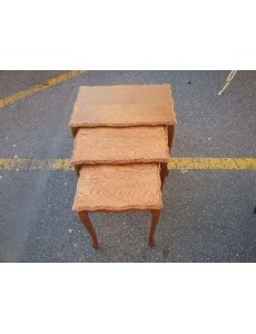 TABLES GIGOGNES PIEDS BICHE...