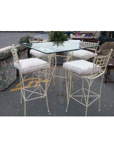 TABLE HAUTE + 4 CHAISES 