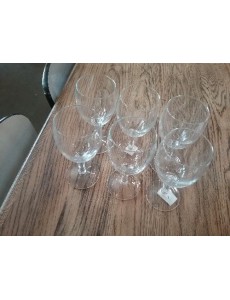 LOT DE VERRES A PIED