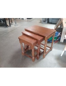 TABLES GIGOGNES RUSTIQUES...