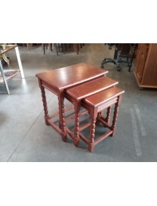 TABLES GIGOGNES RUSTIQUES...