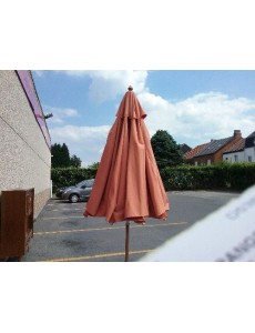 PARASOL ORANGE AVEC MANIVELLE