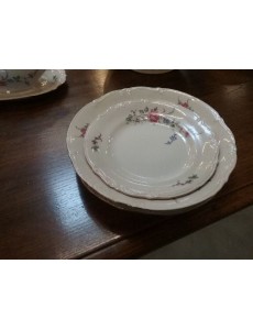 SERVICE A DINER FLEURI 