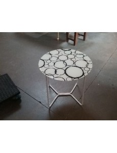 TABLE MODERNE