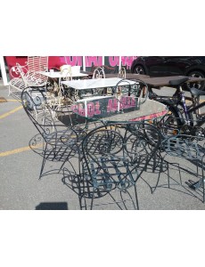 LOT 4 CHAISES MÉTALLIQUES 