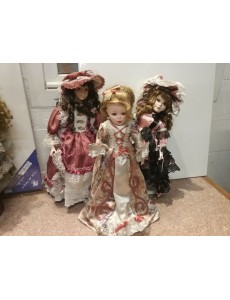 POUPÉE PORCELAINE  MM