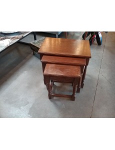 TABLES GIGOGNES RUSTIQUES...