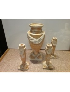 VASE ET 3 BOUGEOIRS STYLE...