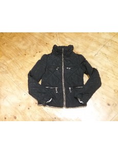 VESTE NOIRE ET DORÉE S