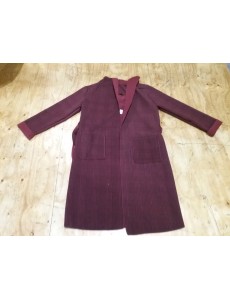 MANTEAU ROUGE A CARREAUX 