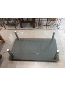 TABLE MODERNE EN VERRE