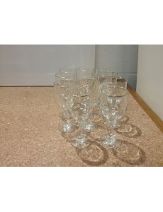 LOT VERRES A PIED CONTOUR...