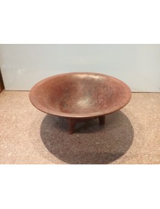 PLAT SUR PIEDS TERRE CUITE