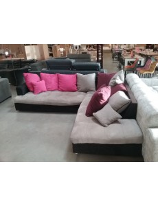 SALON D ANGLE  "LARRY"...